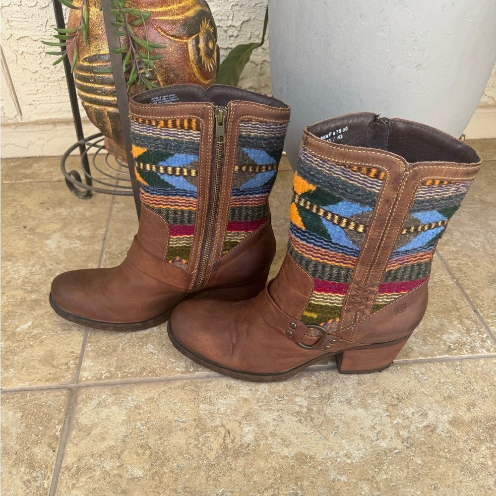 Börn Brown Leather Southwest Fabric Aztec lo boot 
Size zip sz 11 - Picture 3 of 9